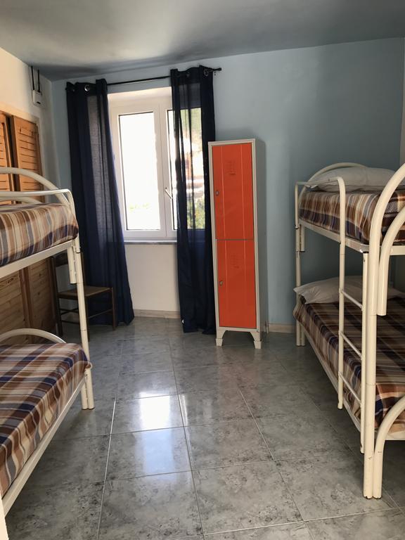 Ring Hostel Forio  Екстер'єр фото