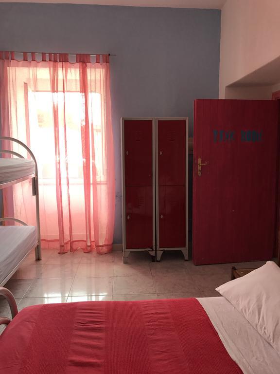 Ring Hostel Forio  Екстер'єр фото